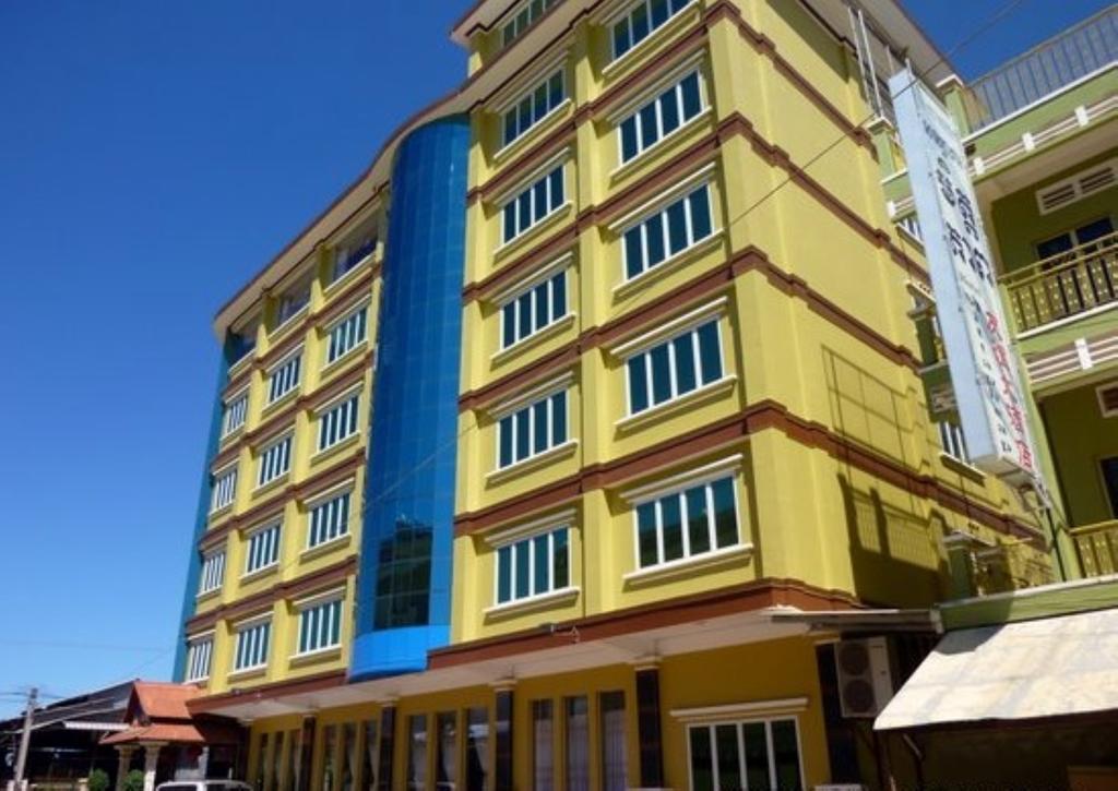 Mittapheap Hotel Kampot エクステリア 写真