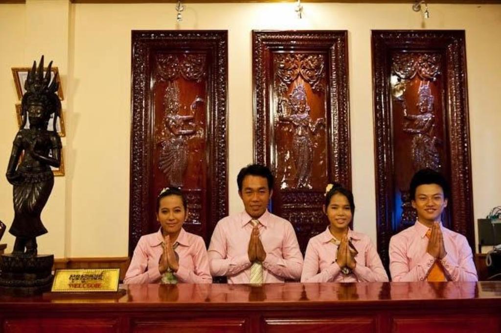 Mittapheap Hotel Kampot エクステリア 写真